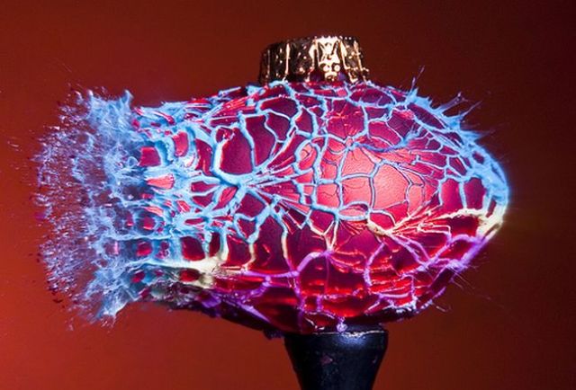 Incredible High-Speed photography by Alan Sailer (99 pics)