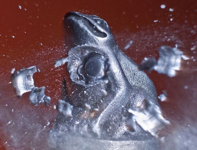 Incredible High-Speed photography by Alan Sailer (99 pics)
