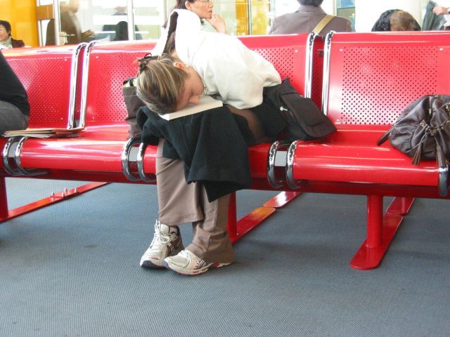 “Victims” of airports (35 pics)