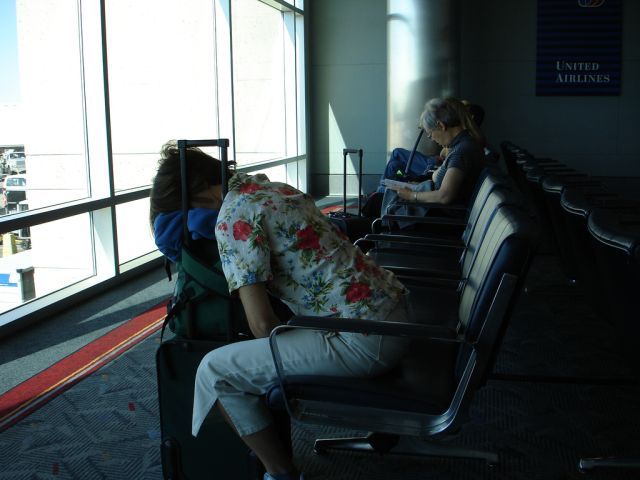 “Victims” of airports (35 pics)