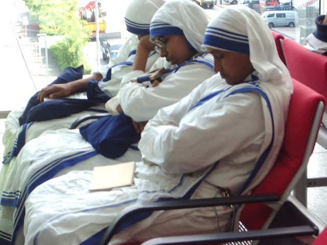 “Victims” of airports (35 pics)