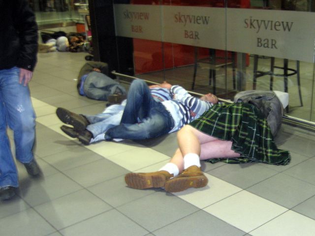 “Victims” of airports (35 pics)