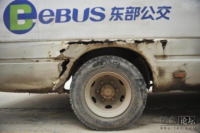 Chinese public transport (4 pics)