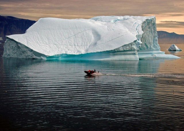 The beauty and splendor of icebergs (110 pics)