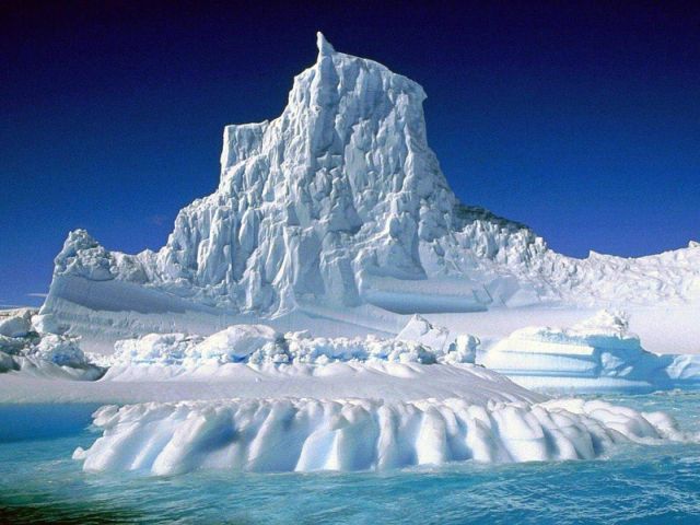 The beauty and splendor of icebergs (110 pics)