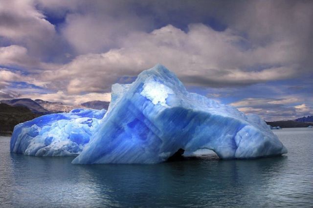 The beauty and splendor of icebergs (110 pics)