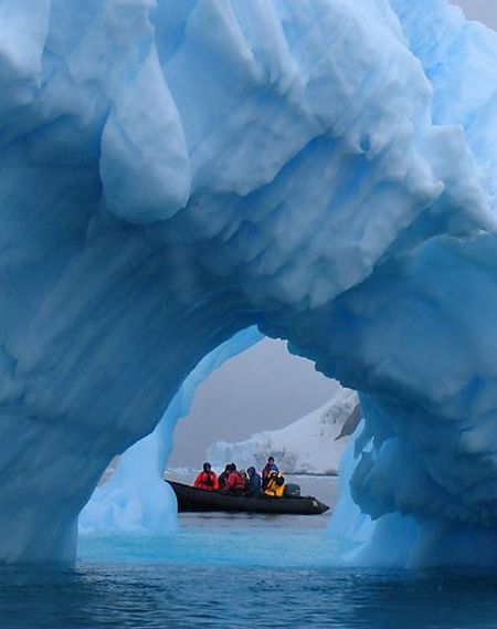 The beauty and splendor of icebergs (110 pics)