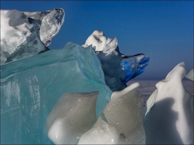 The beauty and splendor of icebergs (110 pics)