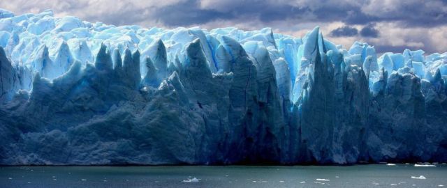 The beauty and splendor of icebergs (110 pics)