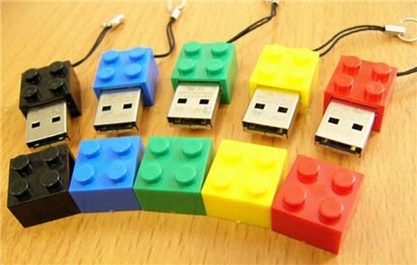 Unique and very unusual flash drives (72 pics)
