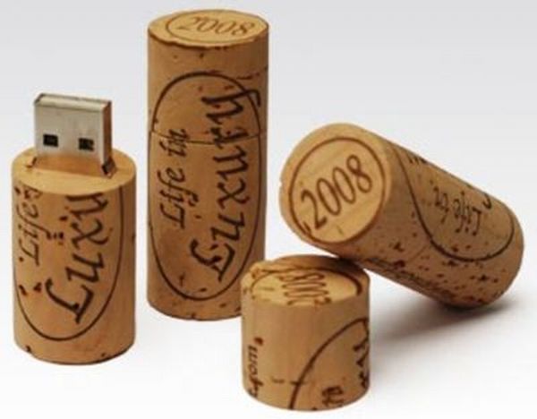 Unique and very unusual flash drives (72 pics)