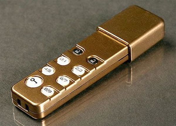 Unique and very unusual flash drives (72 pics)