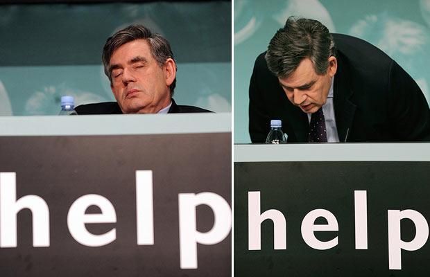 Funny juxtapositions of people and signs (23 pics)