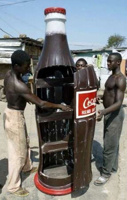 The Unusual Coffins of the Ga People (51 pics)
