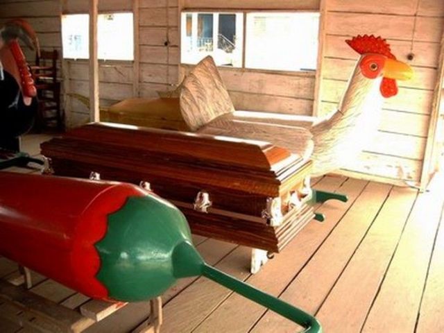 The Unusual Coffins of the Ga People (51 pics)
