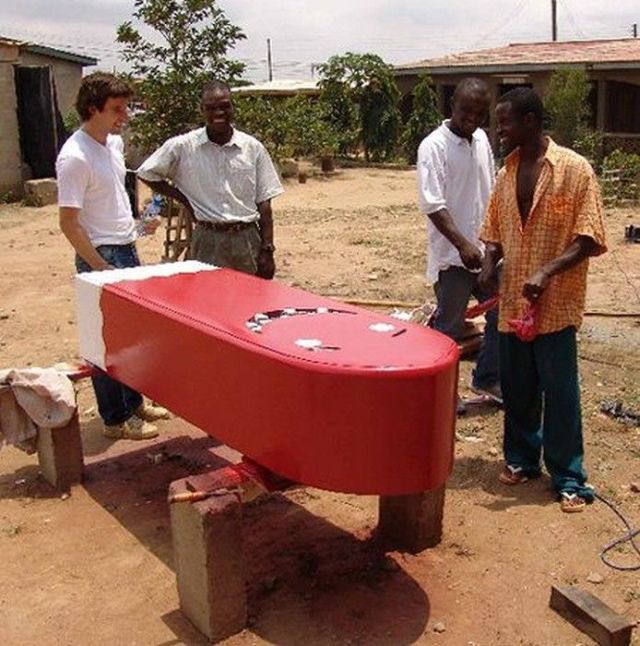 The Unusual Coffins of the Ga People (51 pics)