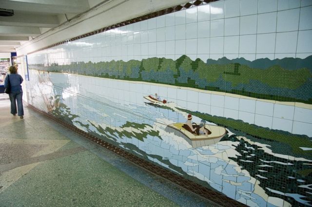 Decorations in the Pedestrian Underpasses (28 pics)