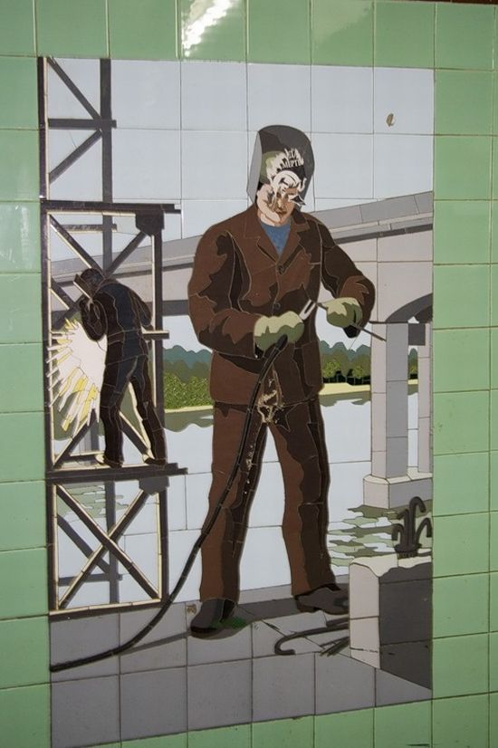 Decorations in the Pedestrian Underpasses (28 pics)
