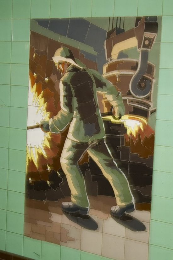Decorations in the Pedestrian Underpasses (28 pics)