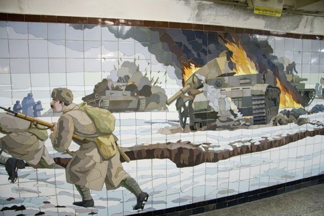 Decorations in the Pedestrian Underpasses (28 pics)