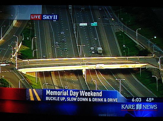 Funny News Captions (50 pics)