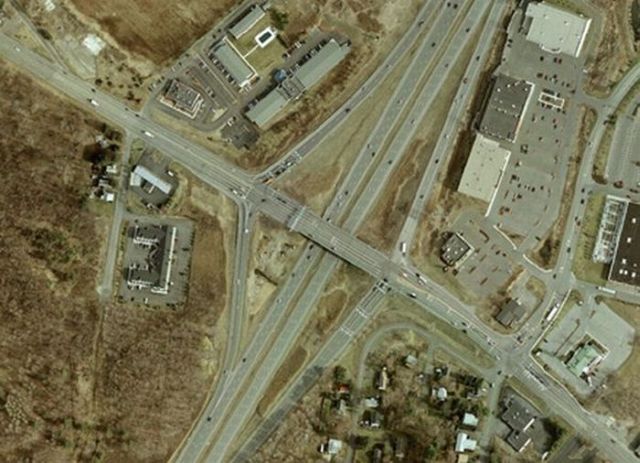 Stunning Highway Interchanges (23 pics)