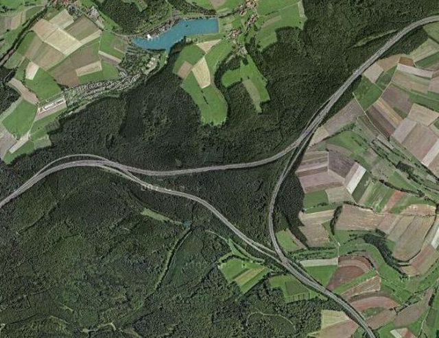 Stunning Highway Interchanges (23 pics)