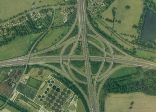 Stunning Highway Interchanges (23 pics)