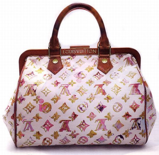 How They Counterfeit Legendary Louis Vuitton in China (5 pics)