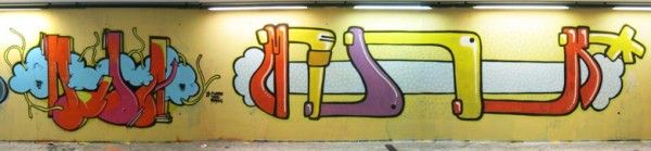 Huge Selection of Cool Graffiti Art (281 pics)