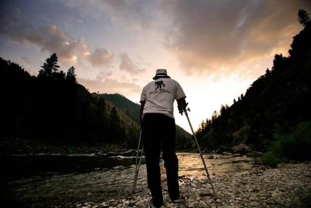 Extreme Therapy – Touching Photos of Disabled People Who Don’t Give Up (19 pics)