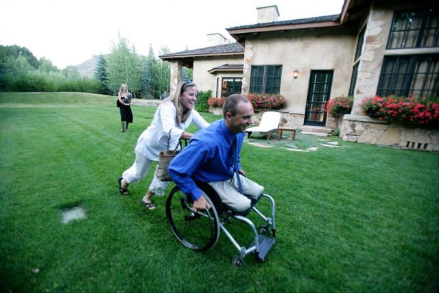Extreme Therapy – Touching Photos of Disabled People Who Don’t Give Up (19 pics)