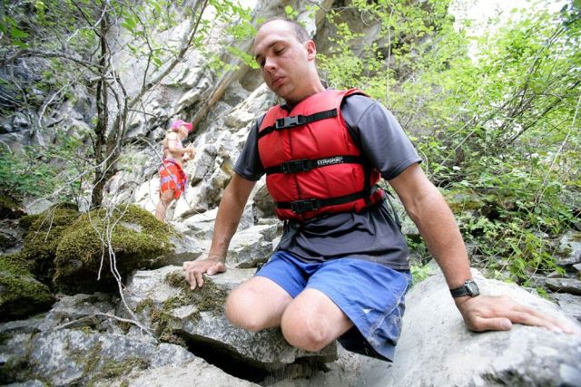Extreme Therapy – Touching Photos of Disabled People Who Don’t Give Up (19 pics)