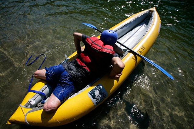 Extreme Therapy – Touching Photos of Disabled People Who Don’t Give Up (19 pics)