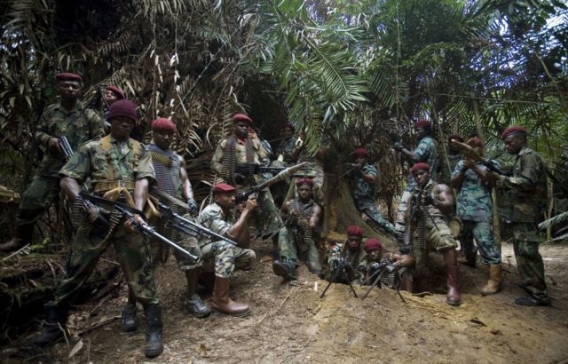 Modern Robin Hoods in Niger Delta (40 pics)