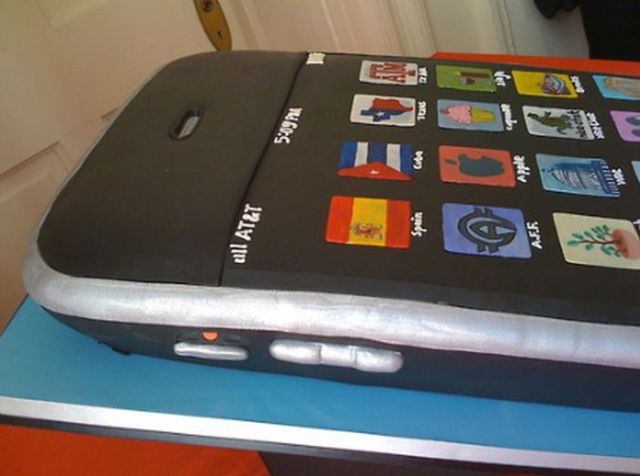 Wedding Cake for Apple Fans (9 pics)
