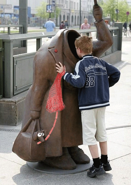 Great Photomontage - Curious Boy (37 pics)