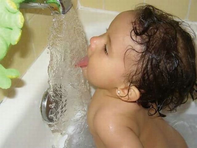 Children (83 pics)