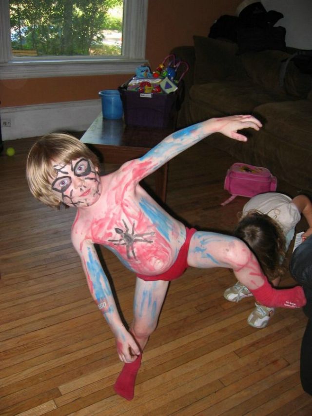 Children (83 pics)