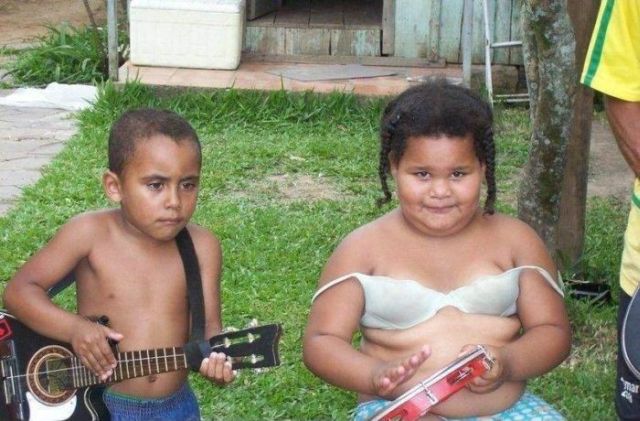 Children (83 pics)