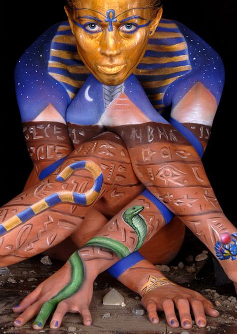 Stunning Body Painting Art (17 pics)