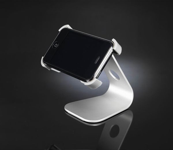 Creative, Crazy and Great iPhone Docking Stations (20 pics)