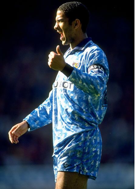 The Most Unfortunate Sports Kits Ever (21 pics)