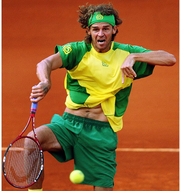 The Most Unfortunate Sports Kits Ever (21 pics)