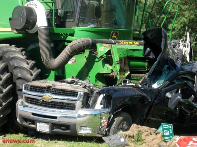 Pick-Up against Combine (11 pics)