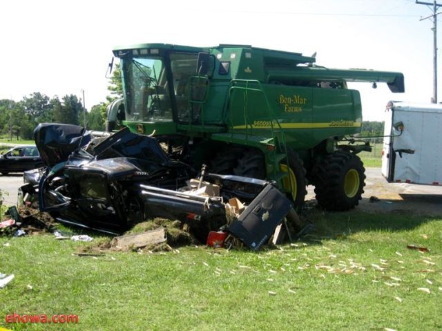 Pick-Up against Combine (11 pics)