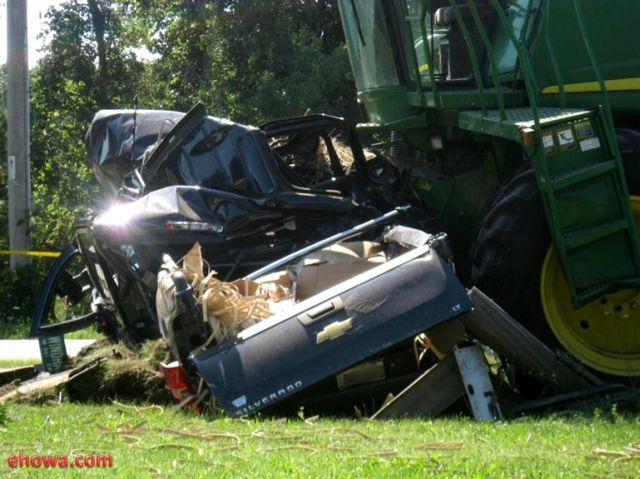 Pick-Up against Combine (11 pics)