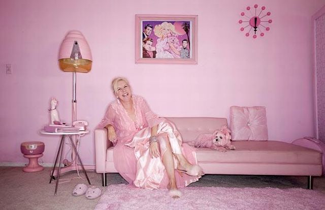 The Life in Pink Colors (14 pics)