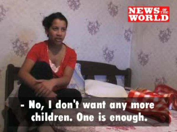 One of the youngest mothers (8 pics)