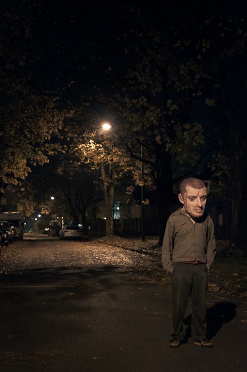 Huge Paper Head (16 pics)